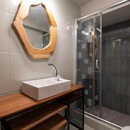 Jardin Maison 1 Bedroom In Galata * Eskiomerler