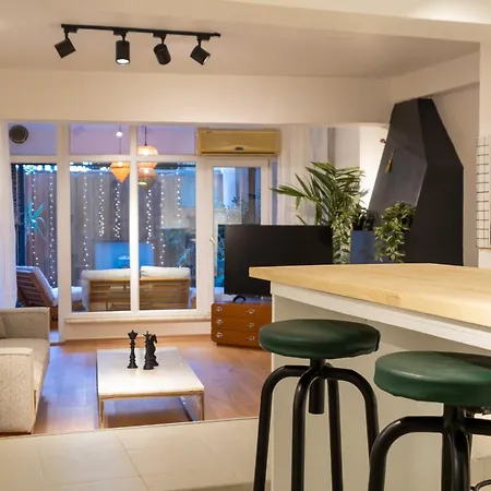 Jardin Maison 1 Bedroom In Galata Eskiomerler