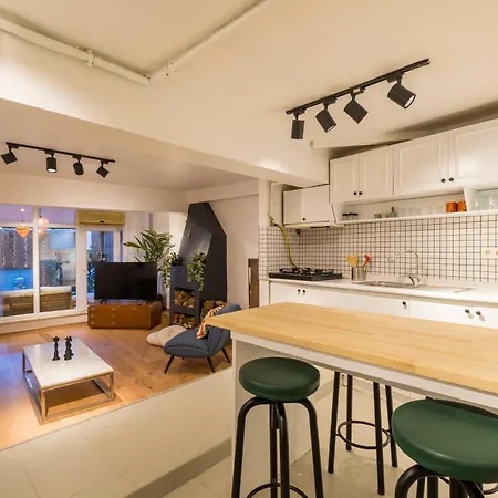 Jardin Maison 1 Bedroom In Galata * Eskiomerler