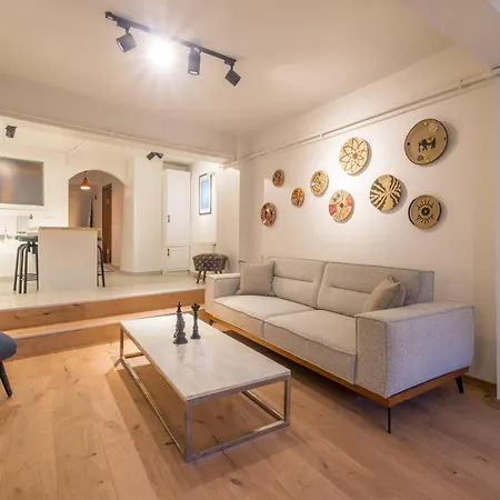 Jardin Maison 1 Bedroom In Galata Apartment Eskiomerler