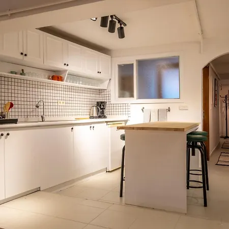 Jardin Maison 1 Bedroom In Galata * Eskiomerler